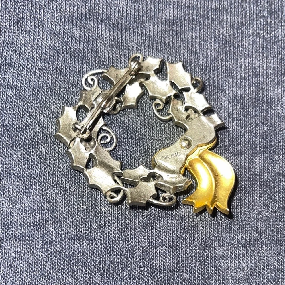 Vintage AJMC Christmas Wreath Holiday Brooch Pin